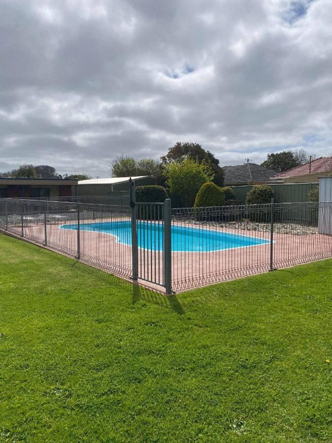 Baronga Motor Inn Colac Exterior photo